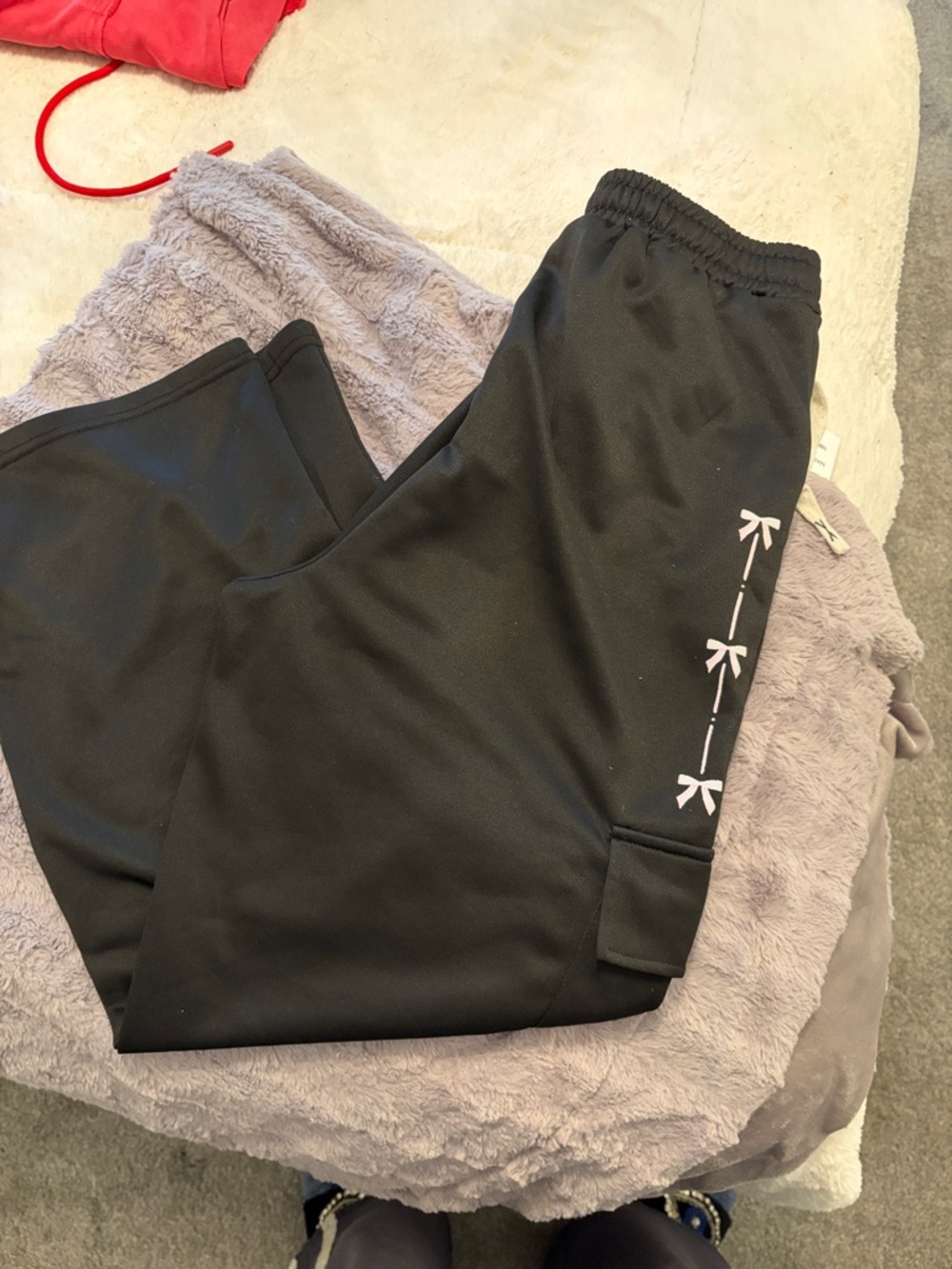 Black Active cargo Pants with Arrow & Bow Detail - Picture 2 of 8